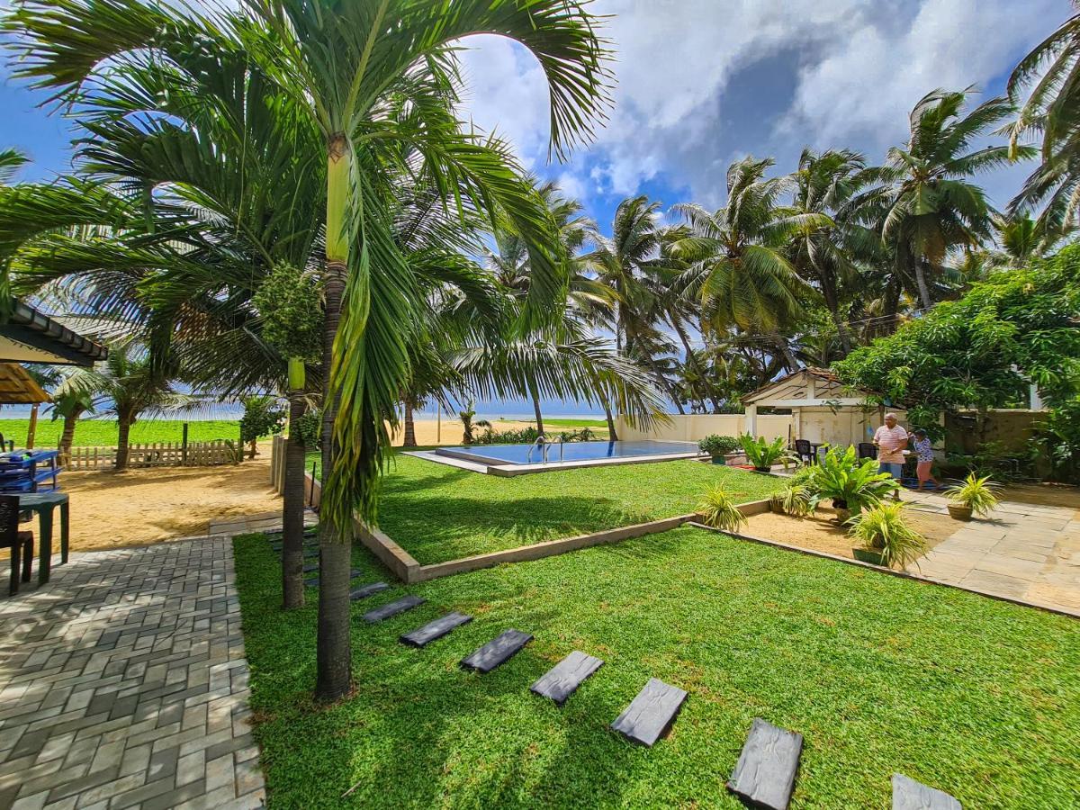 Star Beach Guest House Негомбо Экстерьер фото