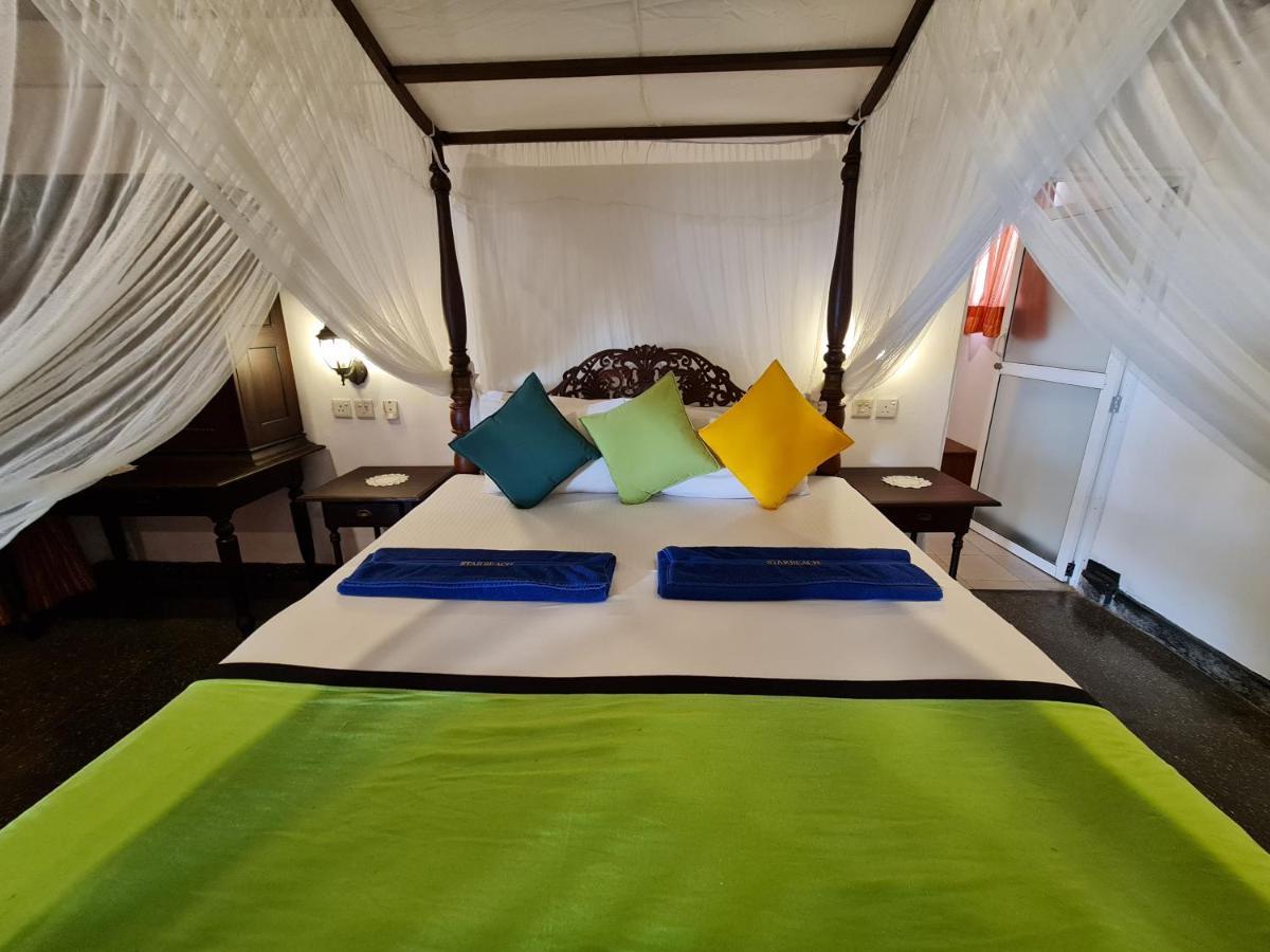 Star Beach Guest House Негомбо Экстерьер фото
