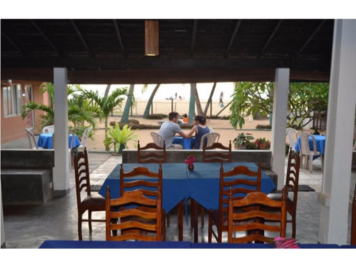 Star Beach Guest House Негомбо Экстерьер фото