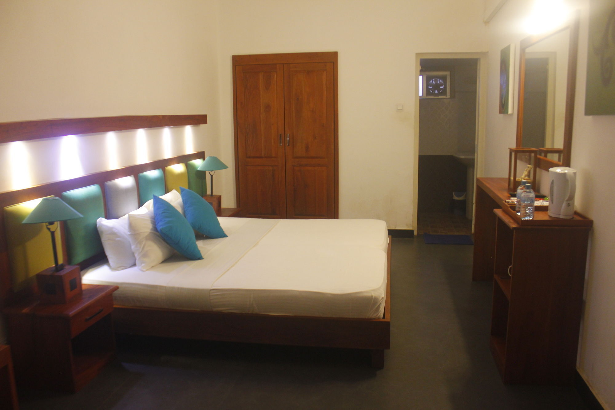 Star Beach Guest House Негомбо Экстерьер фото