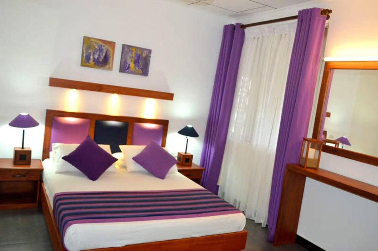 Star Beach Guest House Негомбо Экстерьер фото
